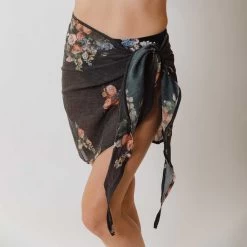 Rose Black Sarong