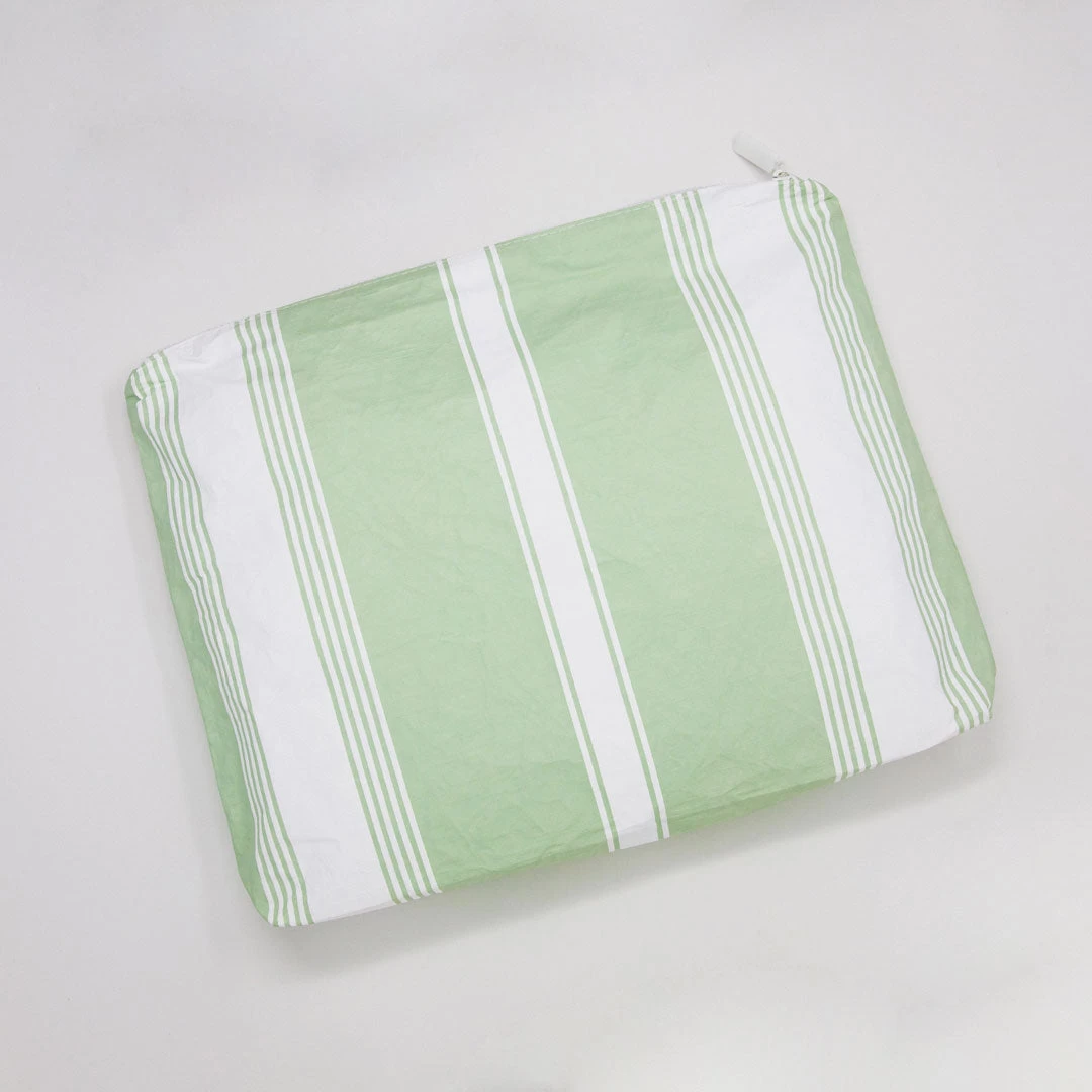 Aloha Max Pouch - Image 3