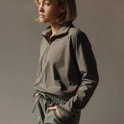 The Gotta Run 1/4 Zip, Olive