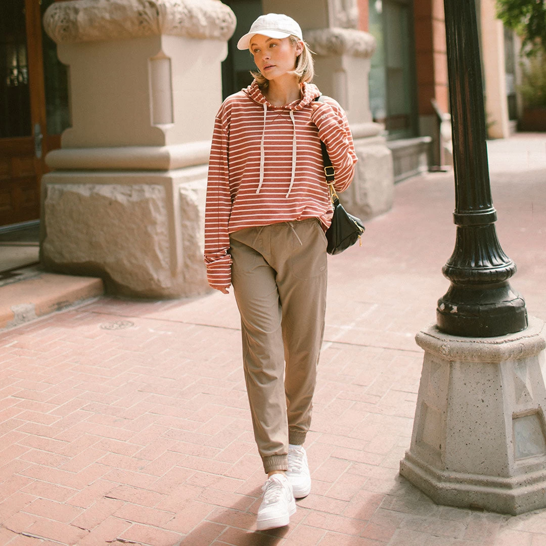 City Pullover, Terracotta - Image 5