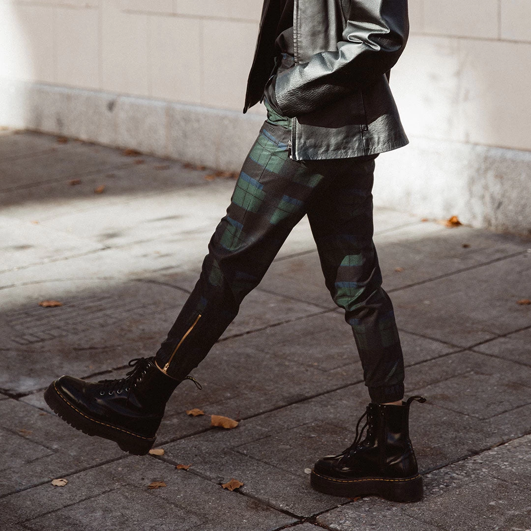 Mistletoe Jetsetters - Image 8