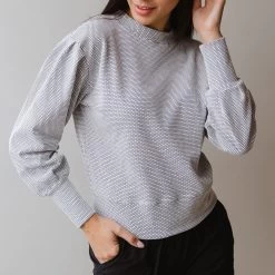 Serena Crop, Honeycomb